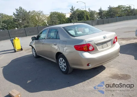 2010 Toyota Corolla Le z USA, uszkodzony, nr VIN 1NXBU4EE6AZ245853